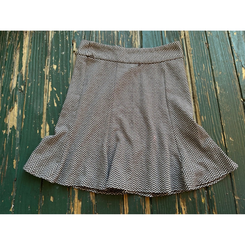 Catch My I Brown‎ White Chevron Skater Skirt Mini A-Line Knit Size Small
